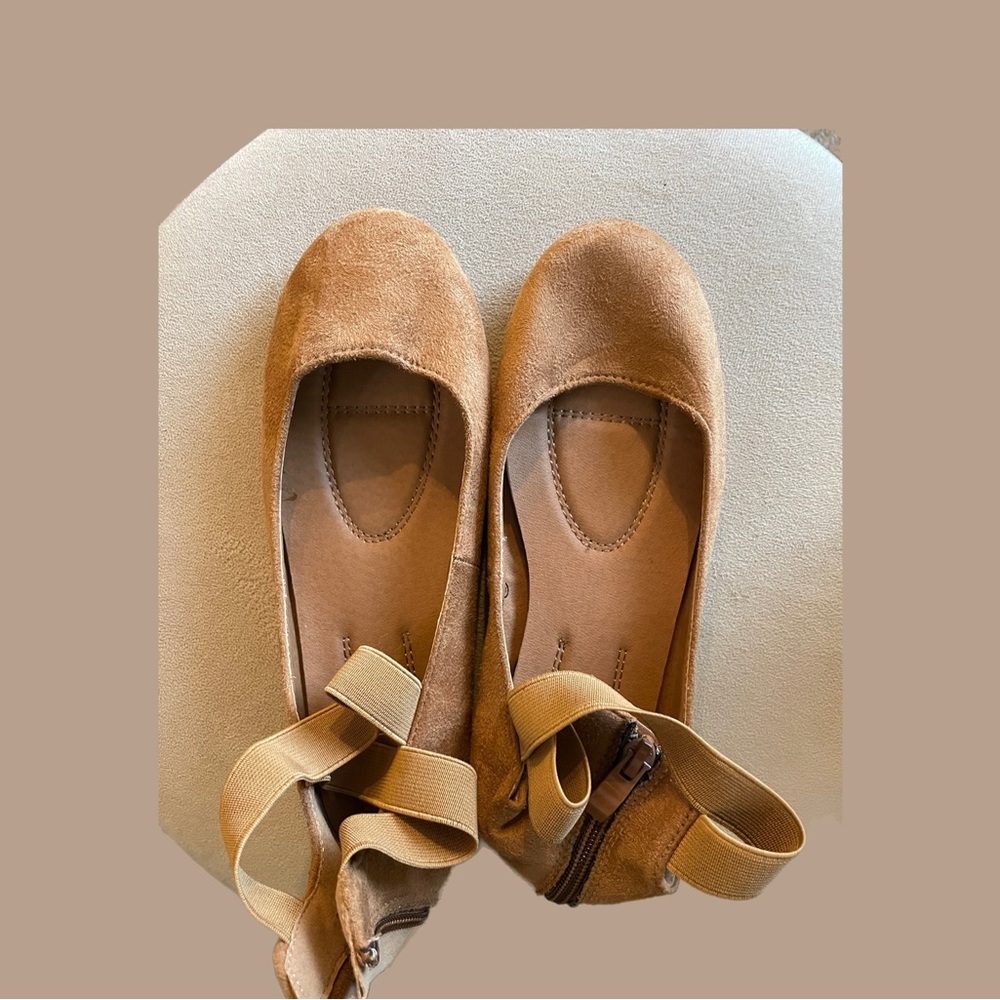 Bella Marie suede flats